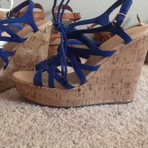 NAVYBLUE STRAPPEDWEDGEDHEELS CHARLOTTE RUSSE Size8